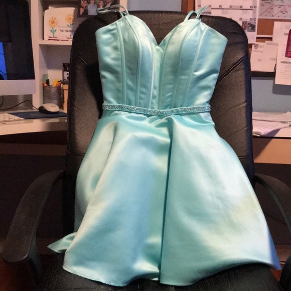 Dress size 2 - Picture 1 of 1